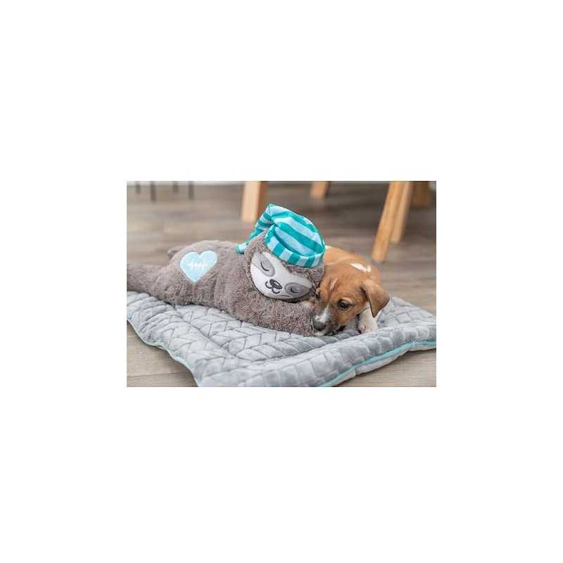 JUNIOR lenochod s tlukoucím srdcem, plyš, 34 cm (RP 0,90 Kč)